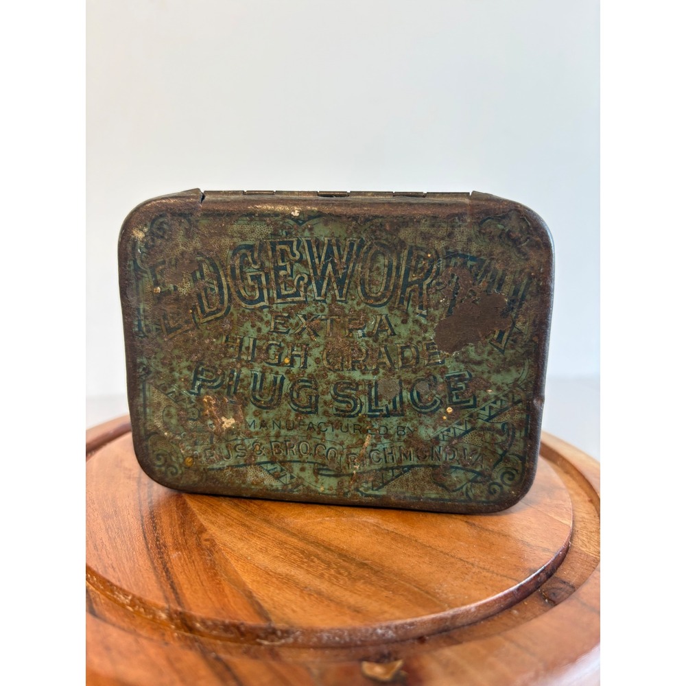 Vintage Edgeworth Extra High Grade Plug Slice Tobacco Tin Larus & Bro